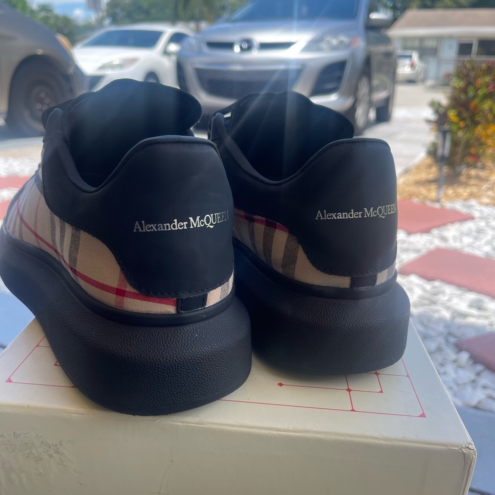 ALEXANDER MCQUEEN | NEW SHOES | COME WITH ORIGINAL BOX SIZE 43 - Picture 4 of 6